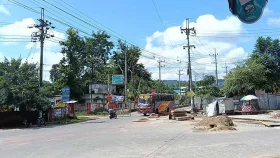 খাগড়াছড়ি-চট্টগ্রাম ও ঢাকা সড়কে অবরোধ শিথিল