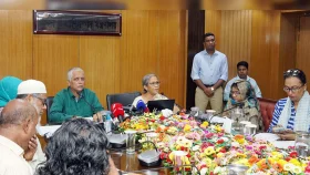 ইলিশের দাম বাড়ার যে কারণ জানালেন মৎস্য উপদেষ্টা