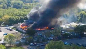 যুক্তরাষ্ট্রে গির্জায় বন্দুক হামলা ও অগ্নিসংযোগে নিহত ৪