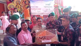 সাতক্ষীরার সীমান্তবর্তী পূজামণ্ডপে বিজিবি মহাপরিচালক