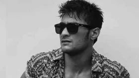 বিমানবন্দরে কোকেনসহ অভিনেতা আটক