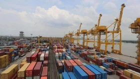 চট্টগ্রাম বন্দরে বর্ধিত মাশুল চলতি মাসেই কার্যকর