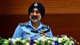 পাকিস্তানের ৫টি যুদ্ধবিমান ভূপাতিত করার দাবি ভারতীয় বিমানবাহিনী প্রধানের