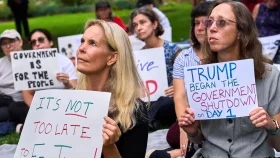 যুক্তরাষ্ট্রে বাধ্যতামূলক ছুটির মুখে সাত লাখ কর্মী