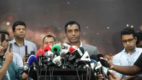 বিসিবির নির্বাচনে কারচুপির অভিযোগ দেবব্রতর