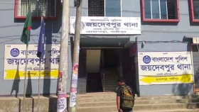 জমি নিয়ে বিরোধ: মা-ছেলেকে পিটিয়ে আহত করার অভিযোগ