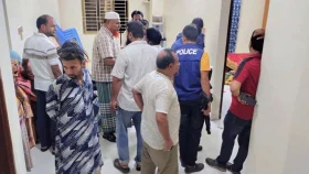 লক্ষ্মীপুরে ব্যবসায়ীর স্ত্রী ও মেয়েকে  গলা কেটে হত্যা