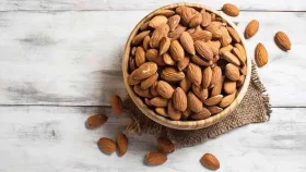 স্বাস্থ্যকর সকালের গোপন উপাদান হিমালয়ান আমন্ড