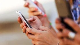 একবার চার্জেই মোবাইল চলবে ৮০ বছর !