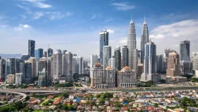 বিশেষ ট্রাভেল পাসে সুখবর দিলো মালয়েশিয়া