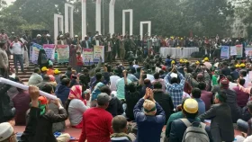 দাবি আদায়ে শহীদ মিনারে রাতযাপন এমপিওভুক্ত শিক্ষকদের