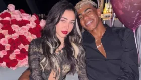 বান্ধবী নিকোলের সঙ্গে ইয়ামালের ঘনিষ্ট ছবি ভাইরাল 