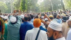 শহীদ মিনারে এমপিওভুক্ত শিক্ষকরা, বন্ধ ক্লাস-পরীক্ষা