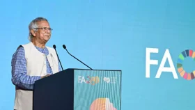 ক্ষুধা উৎপাদনের ব্যর্থতা নয়, এটি অর্থনৈতিক কাঠামোর ব্যর্থতা: ড. ইউনূস