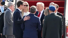 জিম্মি মুক্তির মধ্যেই ইসরায়েলে পৌঁছেছেন ট্রাম্প