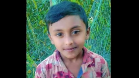 অটোরিকশার চার্জার খুলতে গিয়ে বিদ্যুৎস্পৃষ্টে শিশুর মৃত্যু