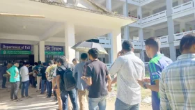 চাকসুর ভিপি প্রার্থীরা কে কোন কেন্দ্রে ভোট দিচ্ছেন