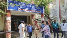 রাকসু নির্বাচনে চার কেন্দ্রে ভোটার কম