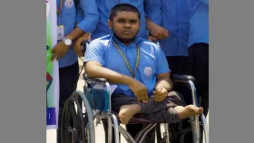 প্রতিবন্ধকতা জয় করে এইচএসসিতেও আলীনুরের সাফল্য