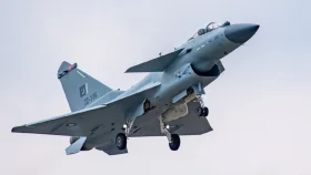 ১৩২টি যুদ্ধবিমান কিনছে ইন্দোনেশিয়া