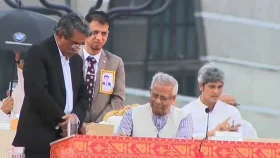 জুলাই সনদে স্বাক্ষর করলেন প্রধান উপদেষ্টাসহ রাজনৈতিক নেতারা