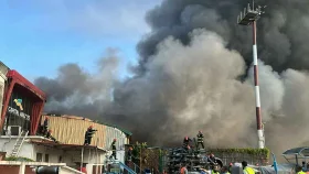 শাহজালাল বিমানবন্দরে আগুন, বিকল্প রুটে ঢাকাগামী বিমান