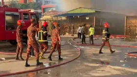 কার্গো ভিলেজের আগুন সম্পূর্ণ নির্বাপণ