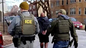 যুক্তরাষ্ট্রে প্রায় ৫ লাখ অবৈধ অভিবাসী গ্রেপ্তার