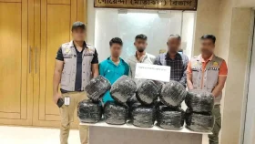 রাজধানীতে ৫০ কেজি গাঁজাসহ গ্রেপ্তার তিন