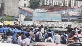 ফার্মগেট সড়ক ছাড়লেন শিক্ষার্থীরা, স্বাভাবিক হচ্ছে যান চলাচল