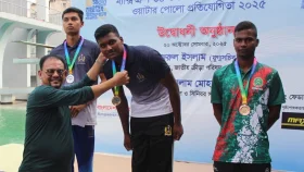 তৃতীয় দিনে আরও তিনটি রেকর্ড, শীর্ষে নৌবাহিনী