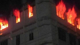 রাজধানীর মিরপুরে কমিউনিটি সেন্টারে আগুন