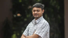 গভীর রাতে নাসীরুদ্দীনের পদত্যাগের গুঞ্জন