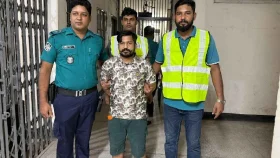 মোহাম্মদপুরে পিস্তল ও সামুরাই হাতে হামলাকারী সেই নাসিম গ্রেপ্তার