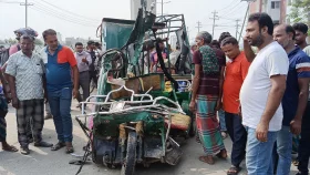 জামালপুরে কাভার্ডভ্যান-ইজিবাইক সংঘর্ষ, নিহত ৪