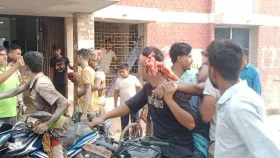 পদ্মার চরে এলোপাতাড়ি গুলিতে নিহত ২