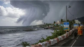 ক্যারিবিয়ান অঞ্চলে ঘূর্ণিঝড় ‘মেলিসা’র তাণ্ডব: ৩০ জনের মৃত্যু