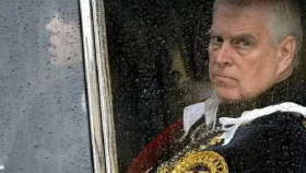 যৌন কেলেঙ্কারিতে জড়িয়ে ‘প্রিন্স’ উপাধি হারালেন অ্যান্ড্রু