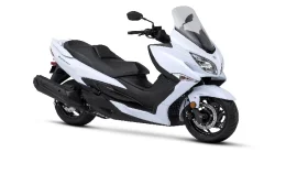 হাইড্রোজেন-চালিত স্কুটার আনলো সুজুকি