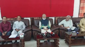 ভোট দিতে পারবেন প্রবাসী ও কারাগারের ভোটাররা: ইসি আনোয়ারুল