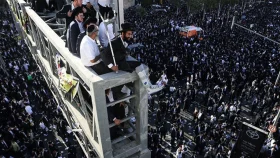 বাধ্যতামূলক সেনা নিয়োগের বিরুদ্ধে ইসরাইলে বিক্ষোভ