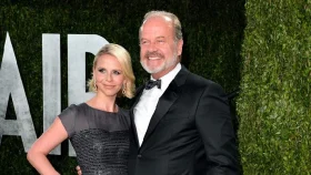 সত্তর বছরে বাবা হলেন অভিনেতা কেলসি গ্রামার