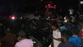 মাওয়া এক্সপ্রেসওয়েতে পৃথক দুর্ঘটনা, ৭ গাড়ির সংঘর্ষ