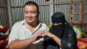 প্রেমের টানে ব্রাহ্মণবাড়িয়ায় চীনা যুবক