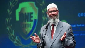 জাকির নায়েককে আটক করতে কেন মরিয়া ভারত