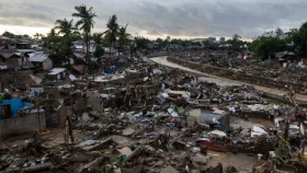টাইফুন কালমায়েগির তাণ্ডবে ফিলিপাইনে জরুরি অবস্থা ঘোষণা