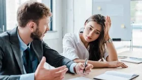 যেভাবে সামলাবেন অফিসের টক্সিক কলিগকে