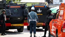 ইন্দোনেশিয়ায় জুমার নামাজ চলাকালে বিস্ফোরণ, আহত ৫৪