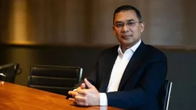 ৭ নভেম্বর সিপাহী-জনতার বিপ্লবে দেশের সার্বভৌমত্ব রক্ষা পায়