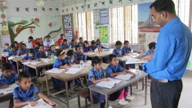 প্রাথমিকের প্রধান শিক্ষকদের বেতন দশম গ্রেডে উন্নীত